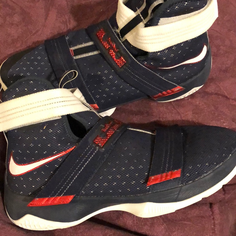 Lebron soldier 10